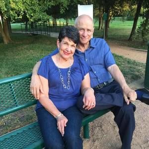 Meet your Posher, Raquel